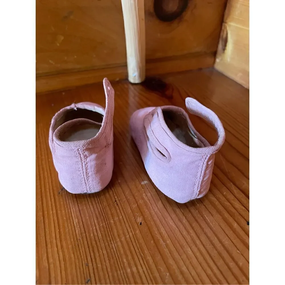 Grandma’s Vintage Girls Pink Ballet Shoes